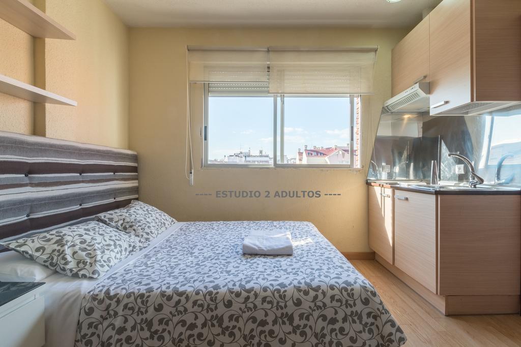 Apartamentos Arapiles Мадрид Екстер'єр фото