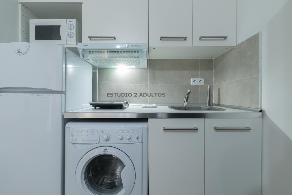 Apartamentos Arapiles Мадрид Екстер'єр фото