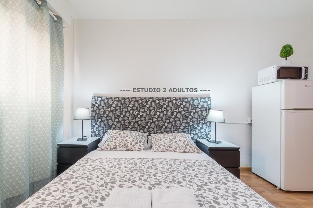 Apartamentos Arapiles Мадрид Екстер'єр фото