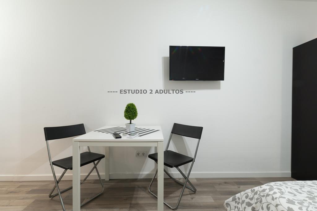 Apartamentos Arapiles Мадрид Екстер'єр фото
