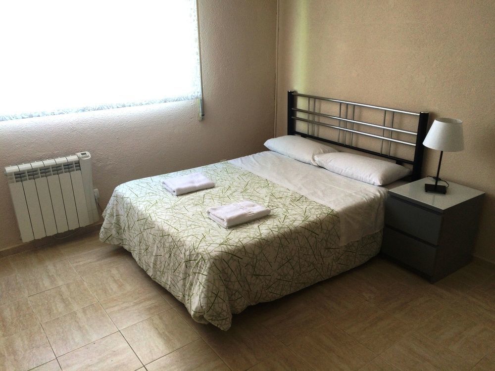 Apartamentos Arapiles Мадрид Екстер'єр фото